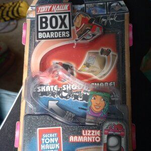 Tony Hawk box boarders Lizzie Armando New Sealed box!